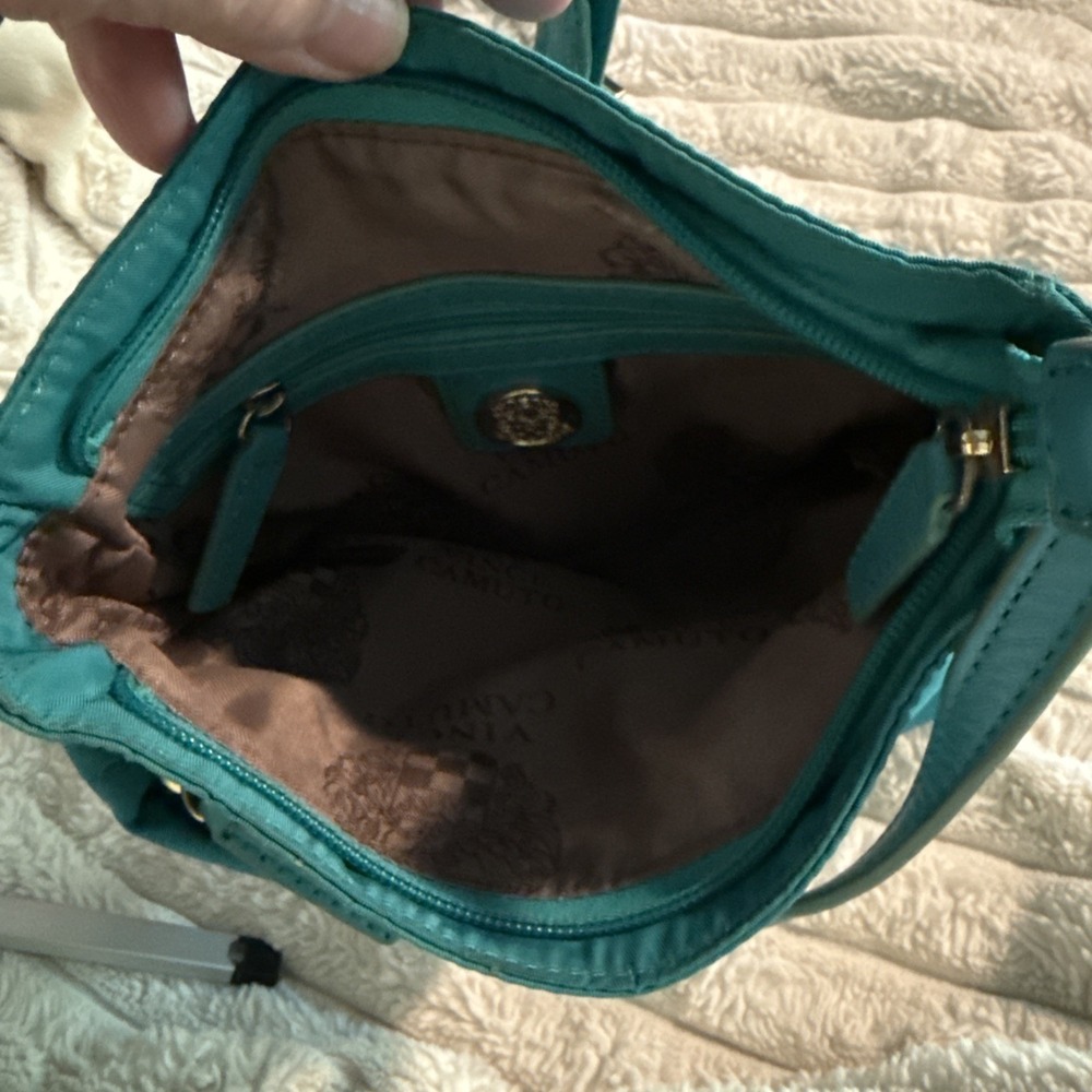Vince Camuto Teal Crossbody Purse From The 80s Excellent Pre Owned Condition B8 - Picture 4 of 8